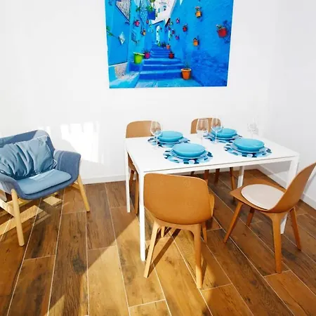 Amazing 3bd Apt. Beach And Center + Parking Apartment *